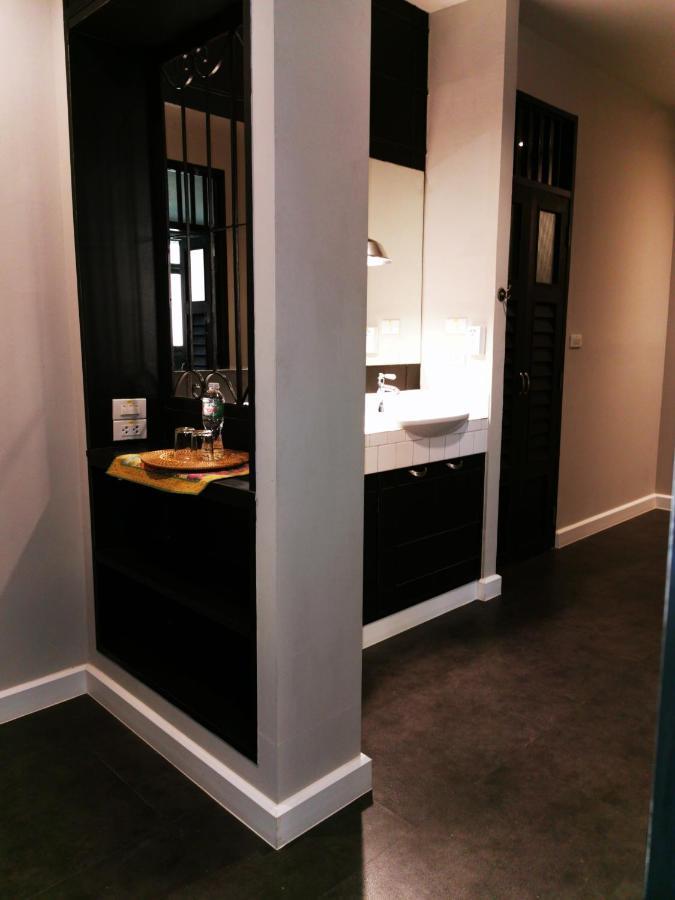 Chomm House Bed and Breakfast Μπανγκόκ Εξωτερικό φωτογραφία